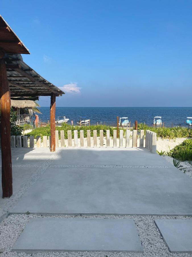 Casa Lucia Beachfront Пуерто Морелос Екстериор снимка
