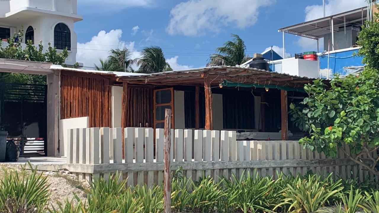 Casa Lucia Beachfront Пуерто Морелос Екстериор снимка